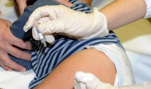 Morbillo, tetano e un po' di morti: in tutta Italia il no ai vaccini passa a riscuotere