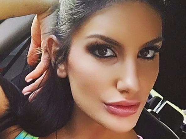 August Ames Lultimo Messaggio Su Twitter Prima Del Suicidio 