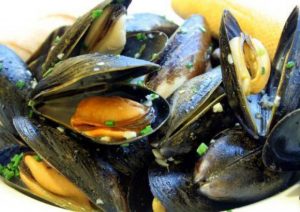 Cozze dalla Spagna contaminate con Escherichia Coli: allarme in tutta Italia