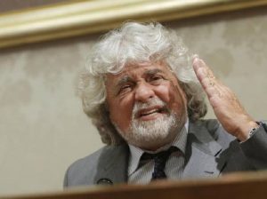 Beppe Grillo: "Basta lavorare, ci vuole un reddito di nascita"