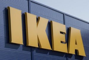 Ikea, giudice respinge ricorso mamma licenziata: "Non è un atto discriminatorio"