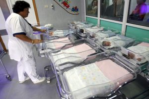Salerno, neonato ustionato in ospedale: errore umano