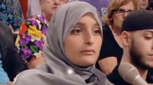 Isis: Maria Giulia Fatima Sergio, prima foreign fighter italiana, condannata a 9 anni. Ma è latitante