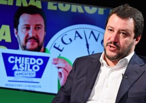 Matteo Salvini: "Basta 35 euro al giorno per i migranti, ora la metà"