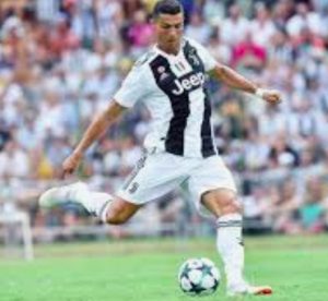 Paratici: "Cristiano Ronaldo è il più forte nella storia del calcio, strano che non vinca il Pallone d'oro"