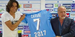 Calciomercato Napoli, Cavani corteggiato da Ancelotti: "Vorrei allenarlo"