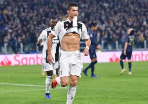 Cristiano Ronaldo: "That's why I show my abs when I exult" (photo Ansa)