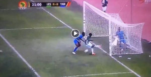 Lesotho-Tanzania, la partita più assurda di sempre: lisci, errori e un incredibile gol sbagliato