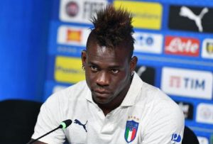 Mario Balotelli and the outburst on Instagram: "You racists are the sick part of this world" (photo Ansa)