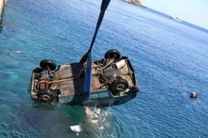Trieste come un noir: ripescata auto nel porto, dentro un uomo scomparso da 2 anni