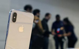 Apple iPhone 7, 8 e X: vendita bloccata in Germania. "Brevetti violati"