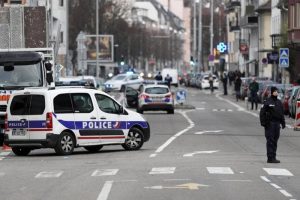 Strasburgo, blitz della polizia nel quartiere Neudorf, dove abitava Cherif Chekatt