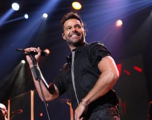 Ricky Martin arriva a Roma: sarà coach di Amici di Maria De Filippi