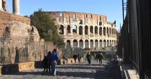 Roma, Ignazio Marino aumenta tassa di soggiorno agli alberghi