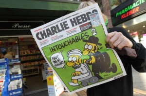 Charlie Hebdo: nuove vignette su Maometto nell'edizione speciale di mercoledì