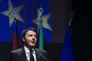 Vigili Roma, Matteo Renzi su Facebook: "Cambieremo Pa, non si ripeterà"