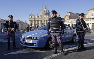 Charlie Hebdo, sicurezza rafforzata a Roma: da Colosseo a Vaticano e Sinagoga