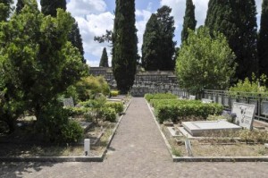 Sopramonte (Trento): Carla Peterlana muore sulla tomba del marito