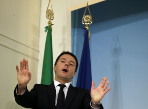 Bolloré scala mezza Italia. Renzi e Mediobanca gli ostacoli