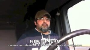 Nik il Nero alias Nicola Virzì: oggi finta "Iena" anti Orfeo, ieri camionista youtuber benedetto da Casaleggio